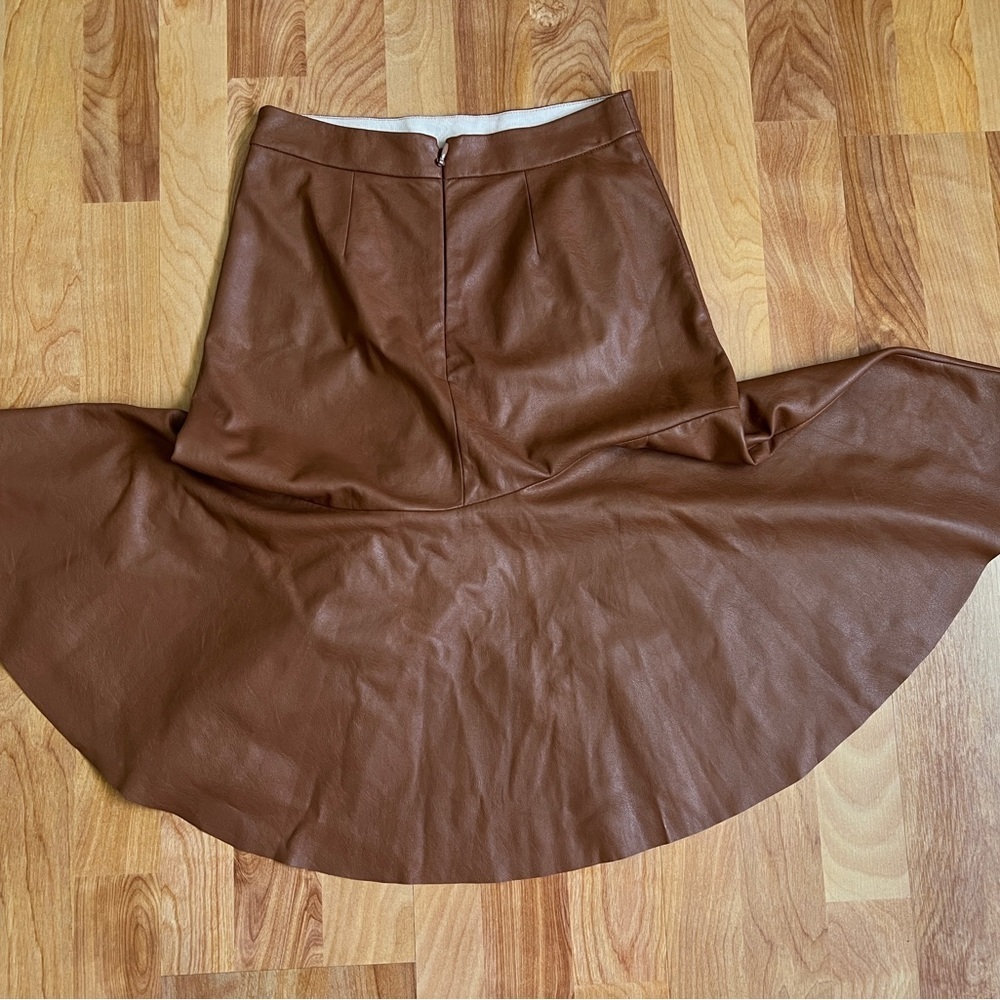 EUC Rebecca Taylor Brown Pencil Skirt Asymmetrical flounce vegan leather sz 0 - Picture 3 of 8